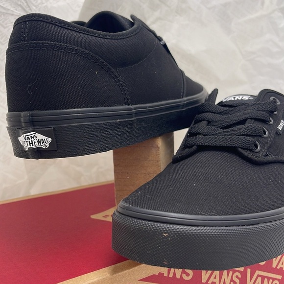 Vans WMNS Black Canvas Sneakers Atwood (Canvas) Black/Black
VN000TUY186 - Picture 6 of 16